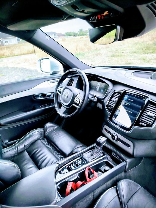 Volvo XC90 D5 R design 7 locuri
