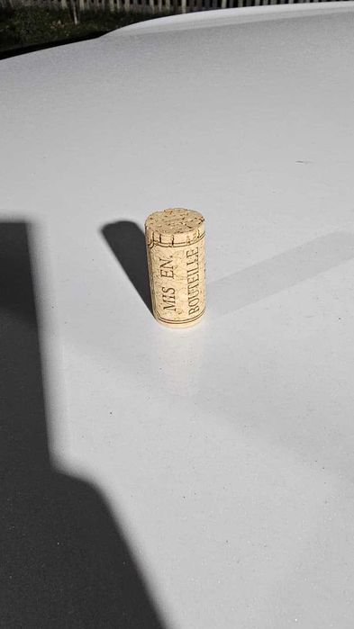 бутылка стеклянная для вина