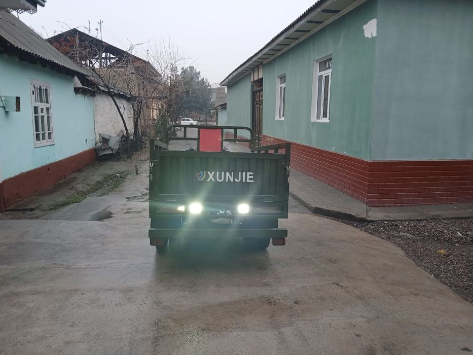 Муравей мото сотилади