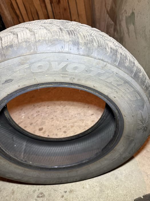 Зимни Гуми 195/65/15  TOYO OBSERVE S944
