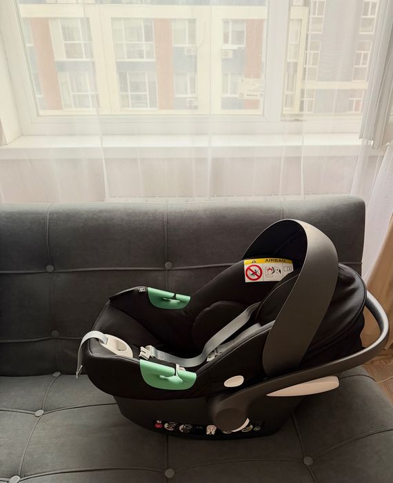Продам авто люльку cybex Aton S2 I-Size 0+