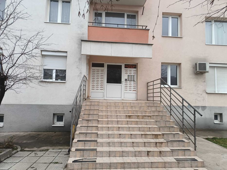 Продава се Двустаен апартамент в Кюстендил, Бузлуджа - 58 кв.м за 352 €/кв.м - Снимка #4