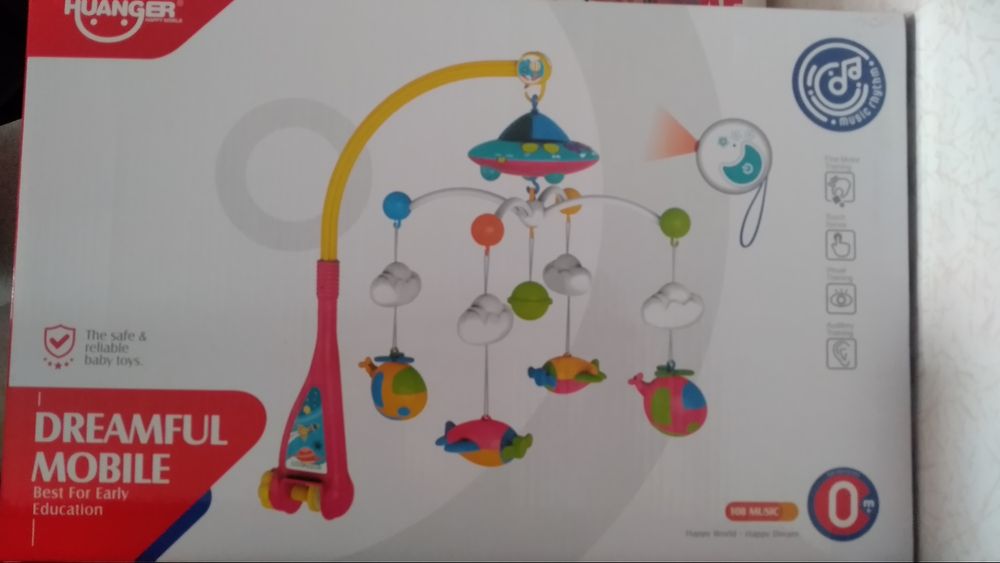 Музыкальный мобиль на кроватку