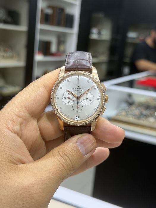 Легендарные Золотые часы Zenith El Primero