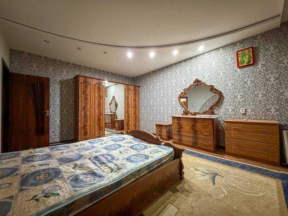 3в4х комн/4/4 Буюк Ипак Йули Метро (М. Горький)