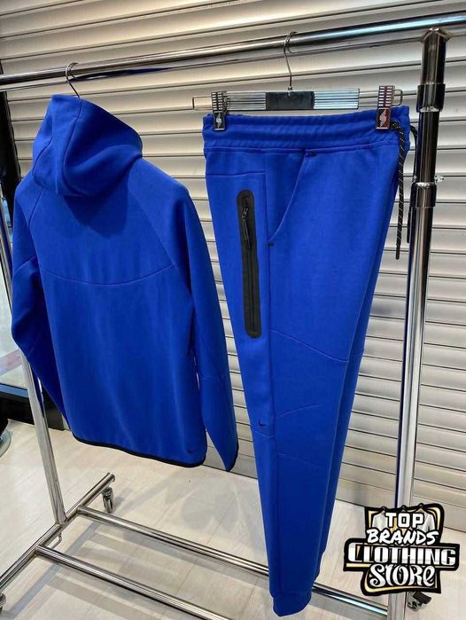 Nike Tech в различни цветове с опция за преглед и тест