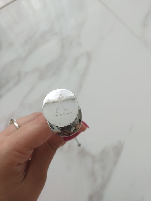 Кутия с прибори за вино + метална тапа за уиски с лого