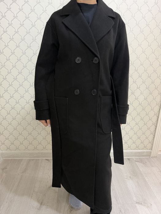 Продам демисезонное пальто
