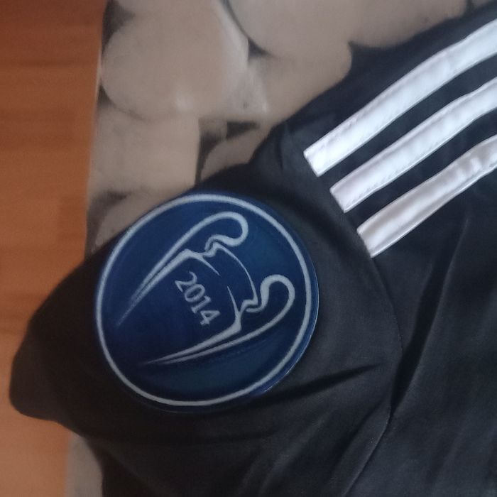 Vand tricouri de fotbal noi