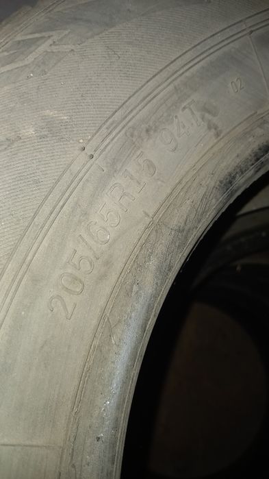 Продам шины шипованные б/у