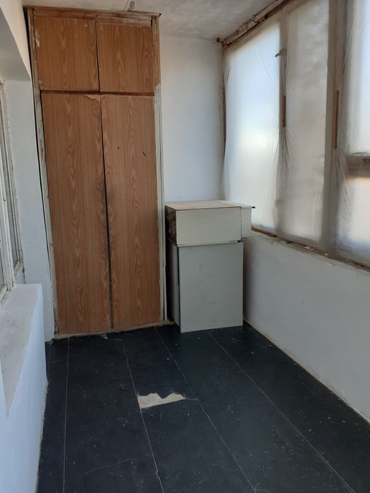 Квартира сотилади 28 м д1 кв12