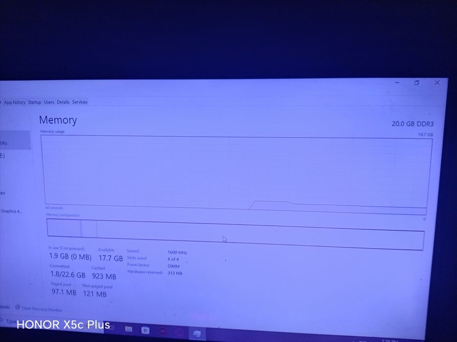 Vând placă de bază DDR3 + i5 + 20GB RAM + SSD + HDD + kit geming