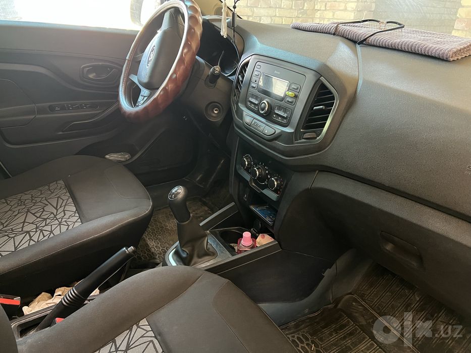 Lada X Ray 2018 yil sotiladi