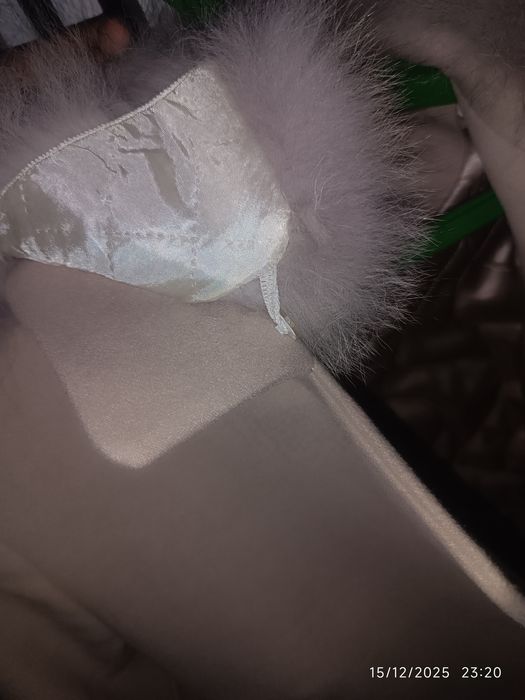 Qishli palto holati yangi