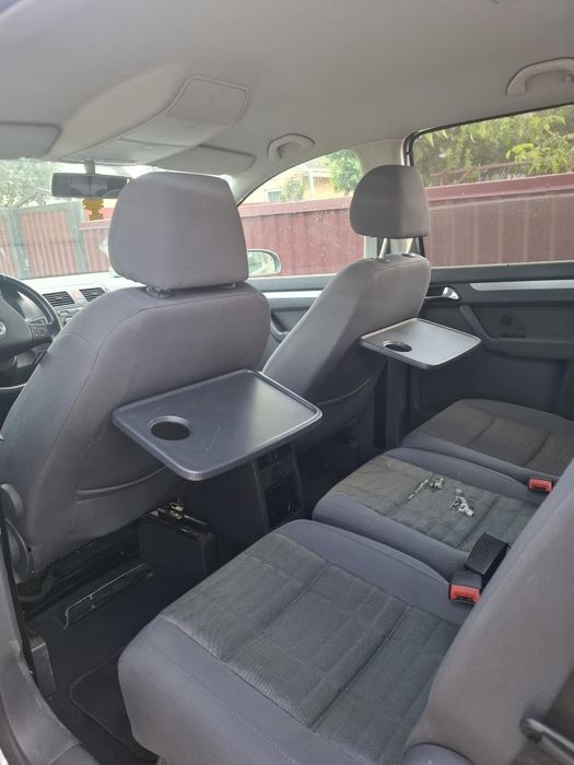 Vând vw Touran 2007 1.9tdi