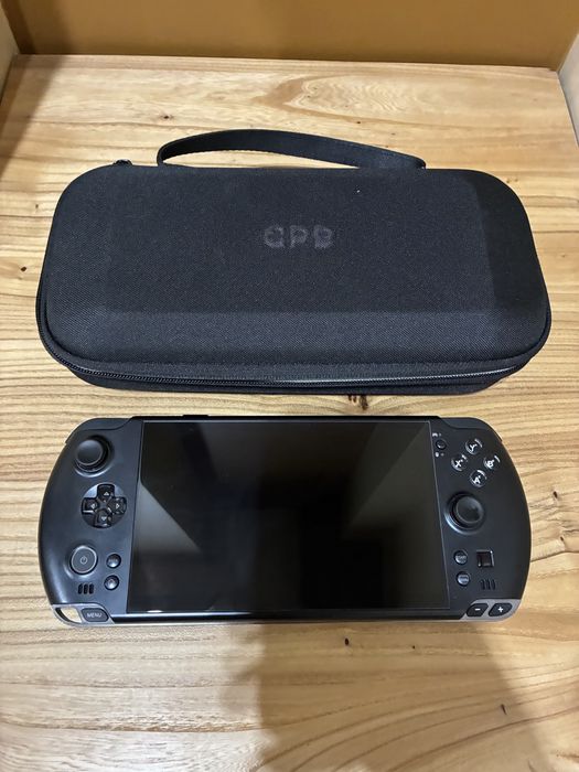 GPD Win 5 Ryzen AI Max+ 395/64GB/4TB