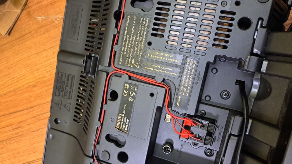 Vînd microsistem Philips