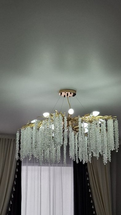 Продаем люстра в отличном состояние