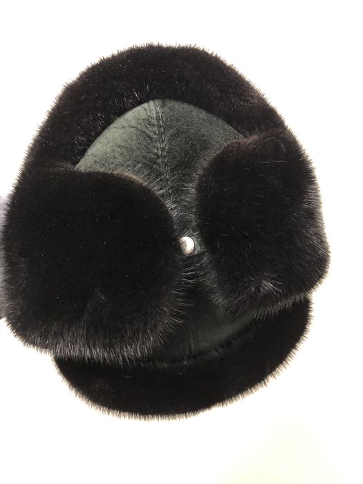 Кожанная куртка . Зимняя. Б/у.