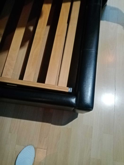 продавам употребявана спалня с матрак