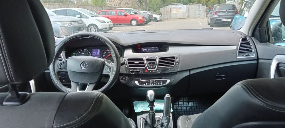 RENAULT Laguna 2012 — imagine 4