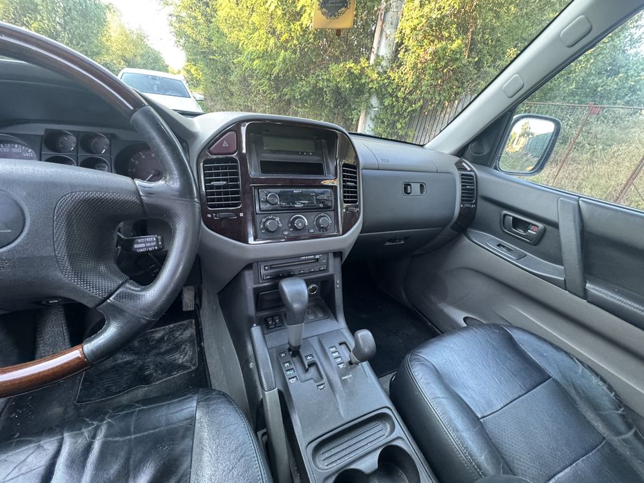Pajero  Autoutilitara in acte cu 4locuri
