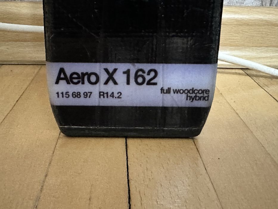 Продам лыжи Salomon Aero X