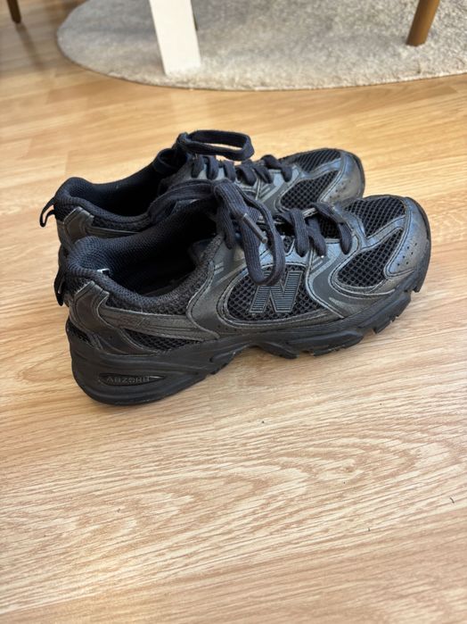 Спортни обувки New balance 530 черни