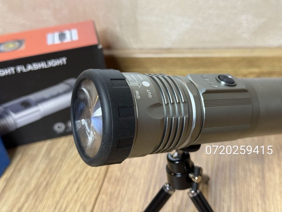 Lanternă ultra-puternică cu led tip laser profesionala SP-38-1