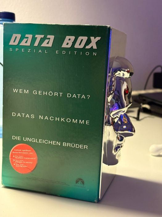 Casete video de colecție Star Trek noi