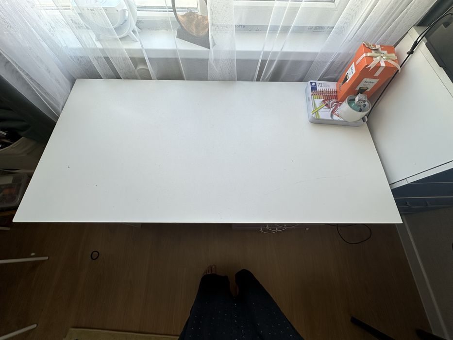 Стол письменный для школьника