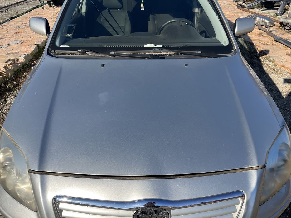 Fata completa Toyota Avensis T25