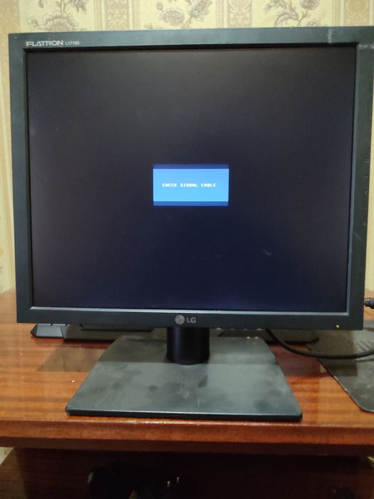 Монитор lg-17 дюймов