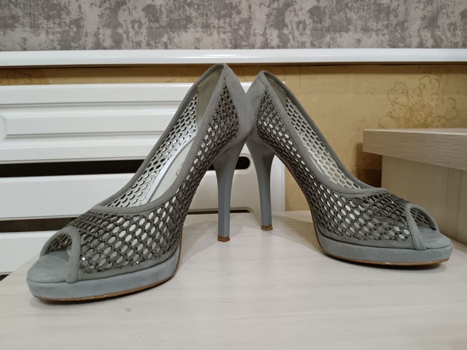 Итальянские женские туфли 38 размера