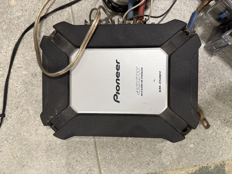 Бас каса - Pioneer TS-WX303 1200W MAX кондензатор и усилвател