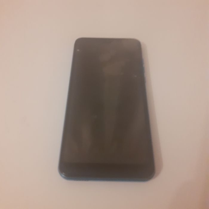 VAND telefonul mobil iHunt S21 Funcționează decât că are display spart