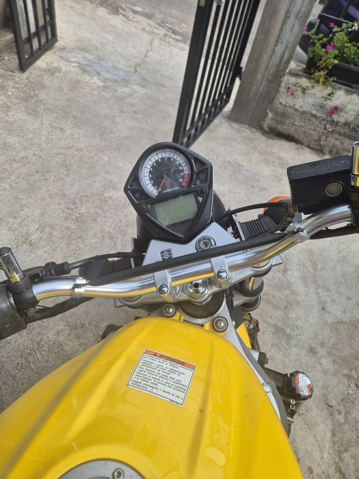 Продавам Suzucki sv 650