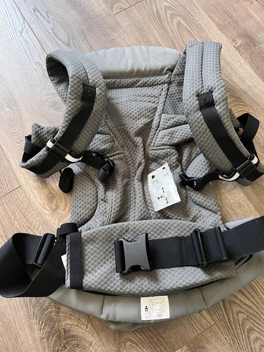 Ергономична раница Ergobaby Omni Breeze