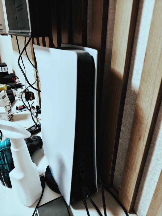 Sony PlayStation 5 (Fat, дисковая версия) — отличное состояние