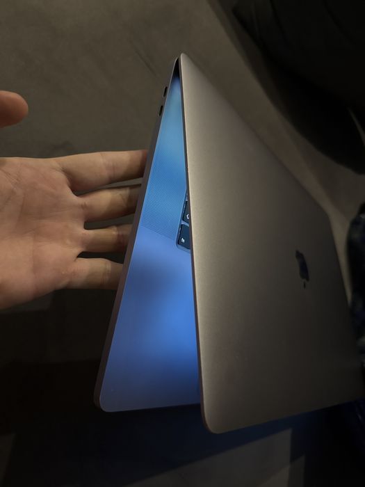 Macbook PRO 2019 16”