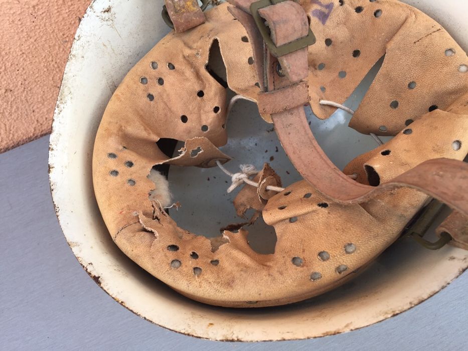 стара военна каска - 000#21К