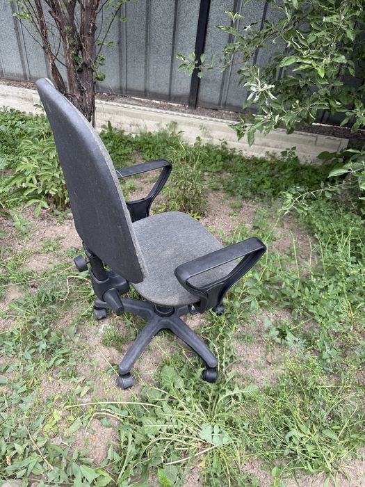 Кресло для работ и учебу