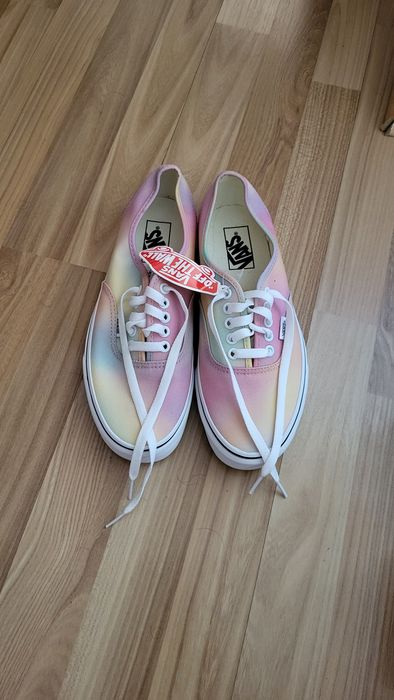 Vans femei aura shift multi/tr wht,marimea 40.5,noi,cu eticheta