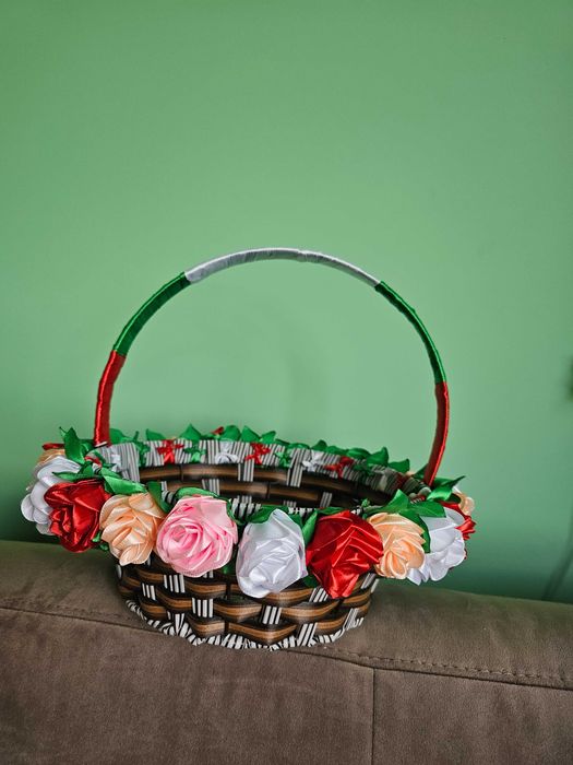 Кошничка с български мотиви