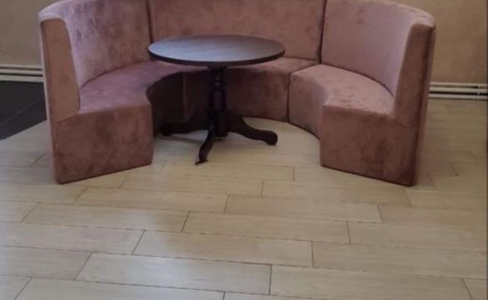 Продам диваны в отличном состоянии.