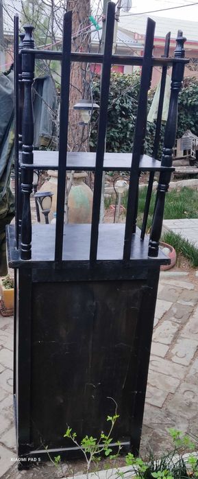 Старинная деревянная этажерка :158х54х41 см