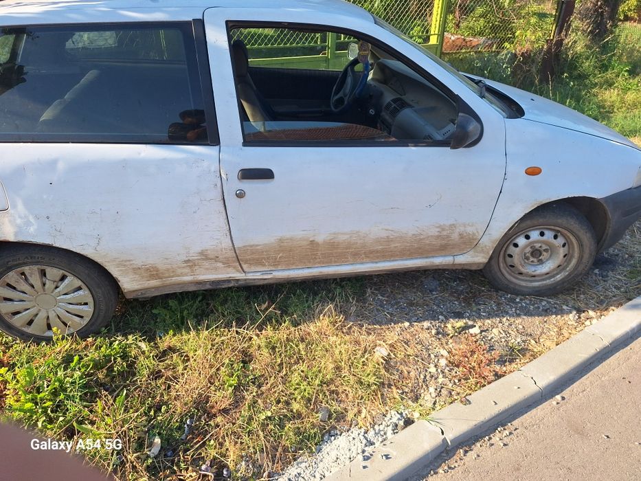 Fiat punto 1.1 продава 250 евро