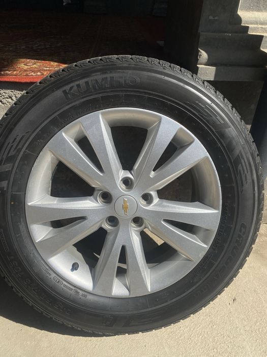Captiva R18 ideal xolatdagi diska va balon sotiladi.Kumho crugen