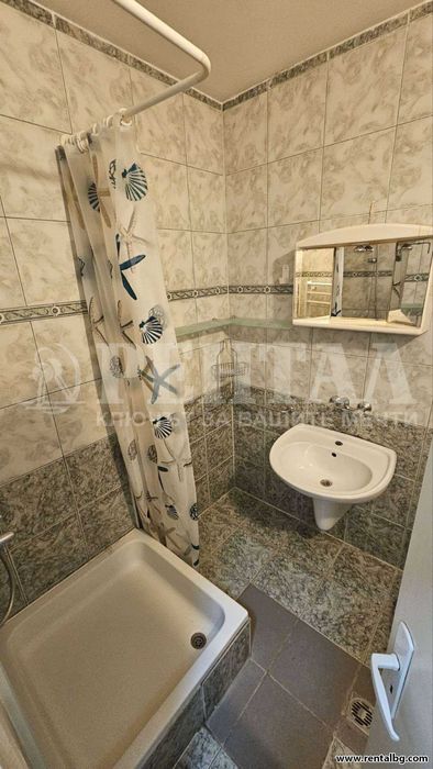 Дава се под наем Двустаен апартамент в Пловдив, Център - 60 кв.м за 438.6 € - Снимка #9