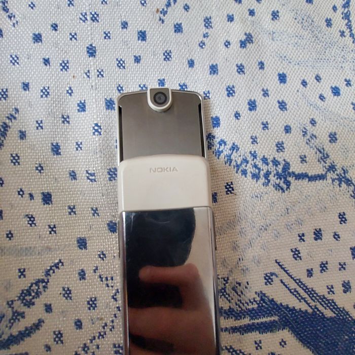 продам нокия 8800 сирокко